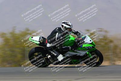 media/Mar-28-2022-Superbike Trackdays (Mon) [[b8603d0f67]]/Open Track Time/Turn 3 Inside/